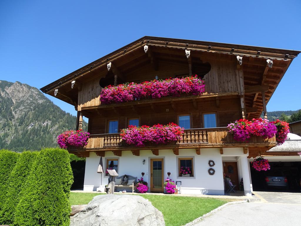 Anna'S Appartement Alpbach Bagian luar foto