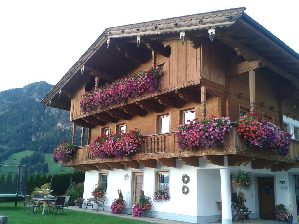 Anna'S Appartement Alpbach Bagian luar foto
