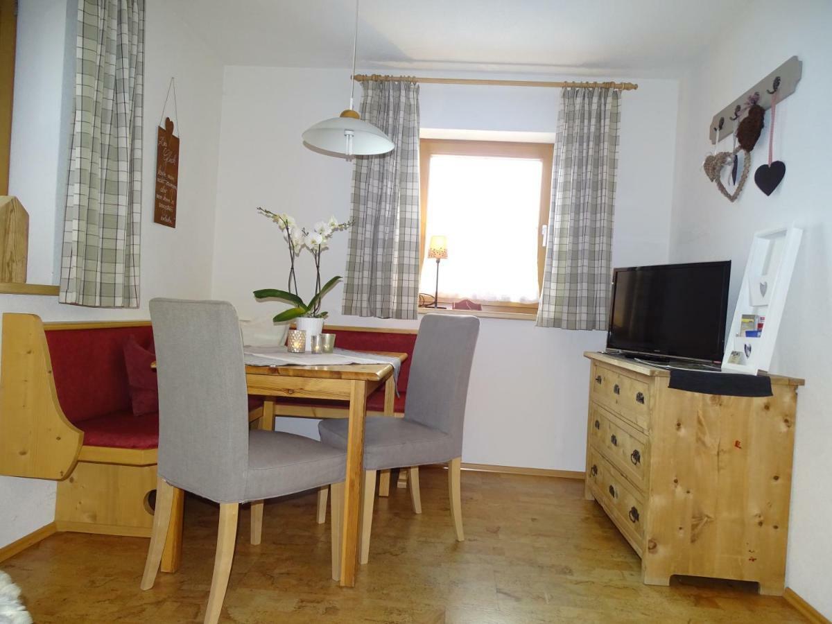 Anna'S Appartement Alpbach Bagian luar foto